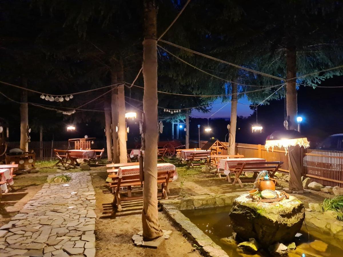 La Padure Hotel Brebu Esterno foto