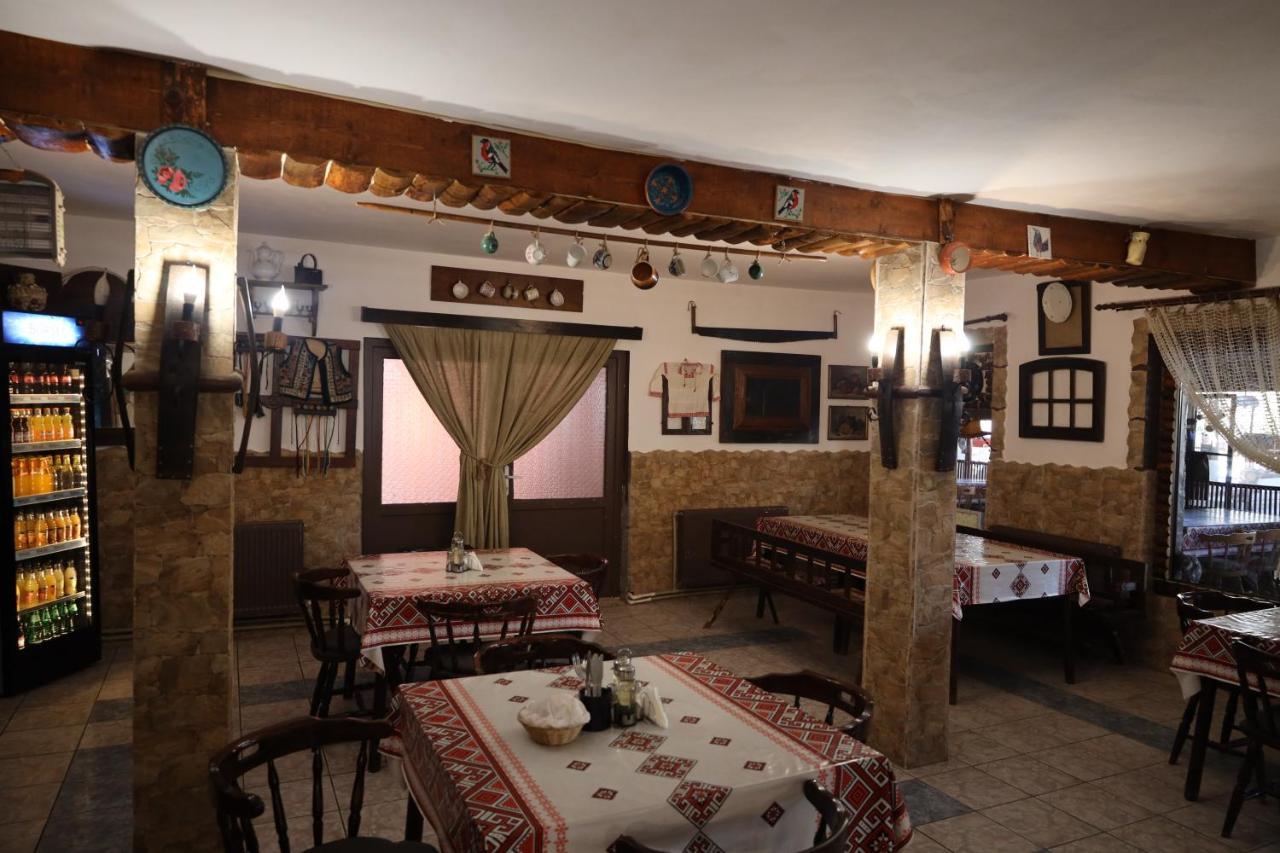 La Padure Hotel Brebu Esterno foto
